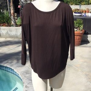 Brown raglan 3/4 Sleeve. S, M L.